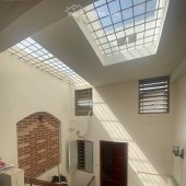 Bán nhà đẹp Hồ Tùng Mậu chính chủ Vị trí cực đẹp ngõ thông thoáng 52m2, 4 tầng, mặt tiền 3.8m. Giá 5.85 tỷ.
